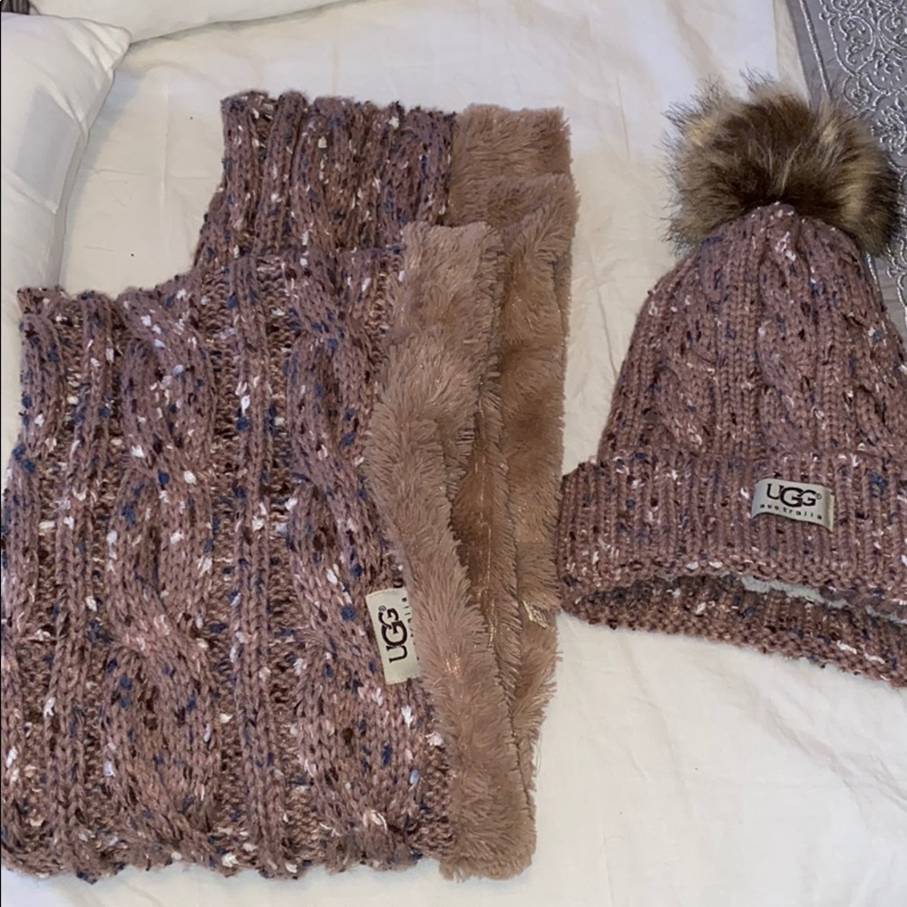 UGG matching hat and scarf